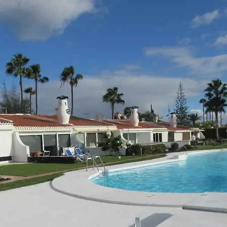 In Duna Golf דירה